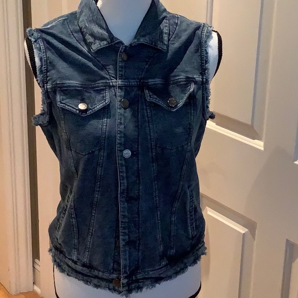 - Marc Jacobs Soft denim look vest - Picture 1 of 5